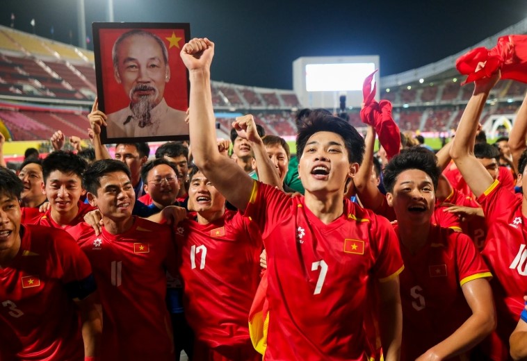 bo-dinh-bac-con-toi-chua-phai-ngoi-sao-no-van-la-bac-coi-thoi